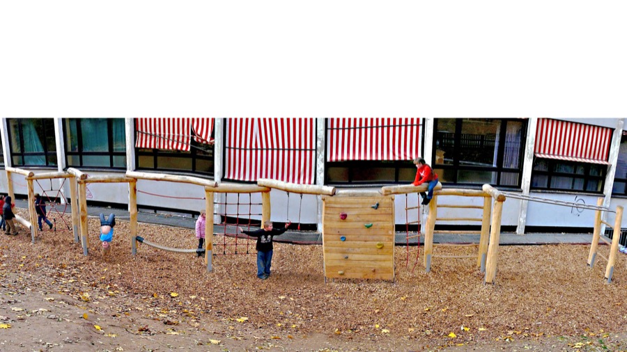 Schul-Kletterwand 11-teilig