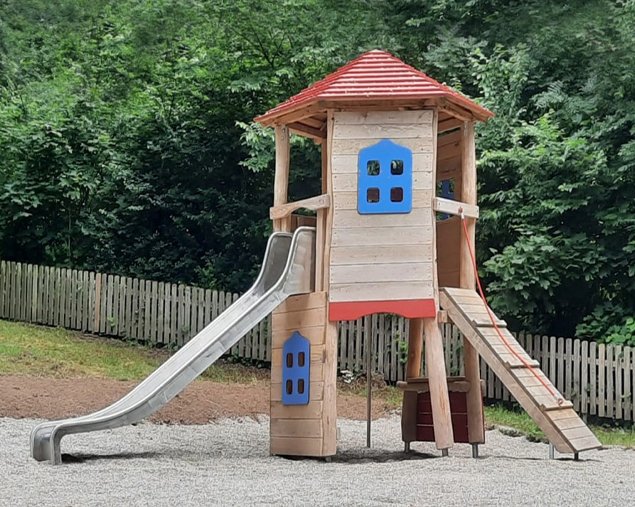 Sechseckturm Rosengarten