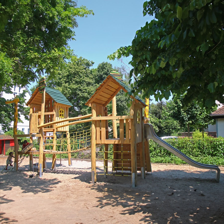 Pfahlsiedlung Giraffen-Park Worms