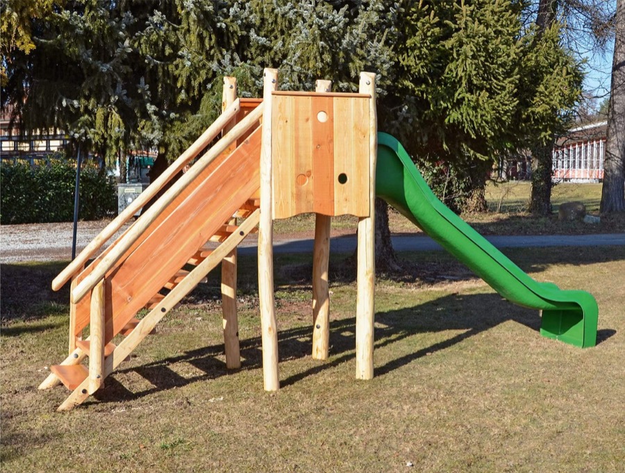 Rutschbahn 250 cm mit Treppenaufstieg aus Edelkastanie