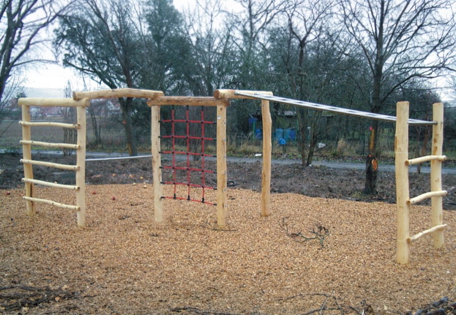 Zick-Zack-Kletterwand 3-teilig mit Hangel