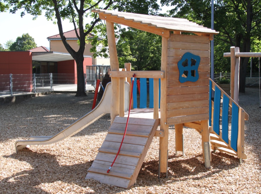 Kleinkindanlage Linus mit Treppe