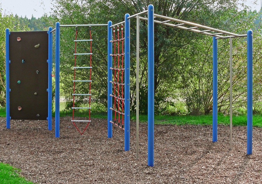 Zick-Zack-Kletterwand 4-teilig mit Hangel