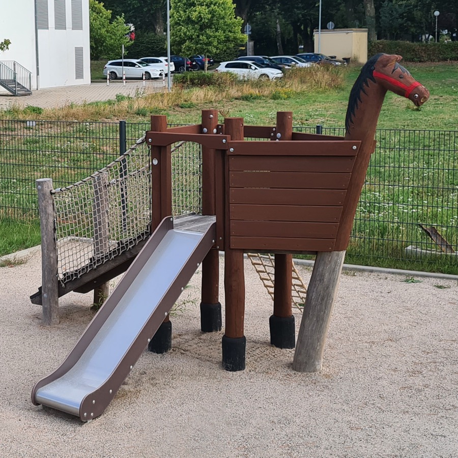 Kleinkindanlage Pferd
