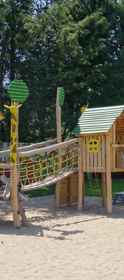Pfahlsiedlung Giraffen-Park