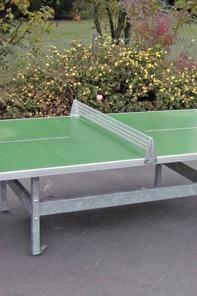 Tischtennisplatte Pause -