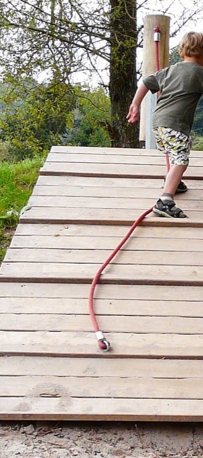 Schräge Rampe mit Seil PH145cm
