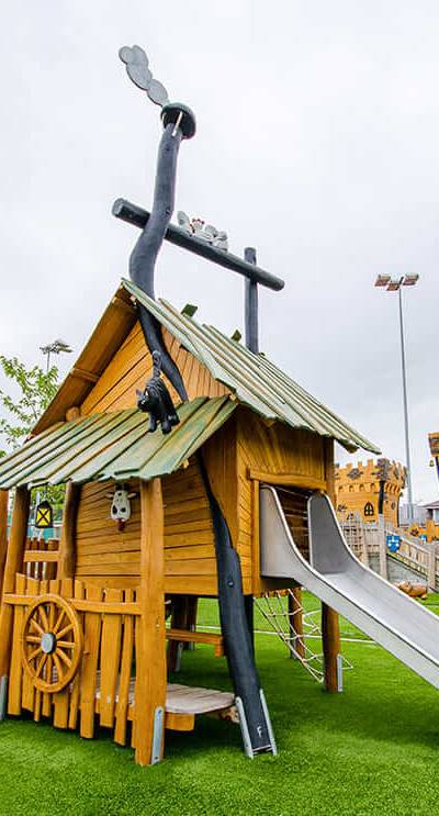 Spielanlage Schafstall
