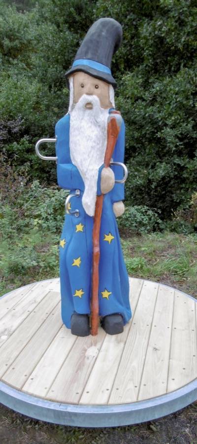Stehkreisel groß Ø150cm mit Schnitzfigur -