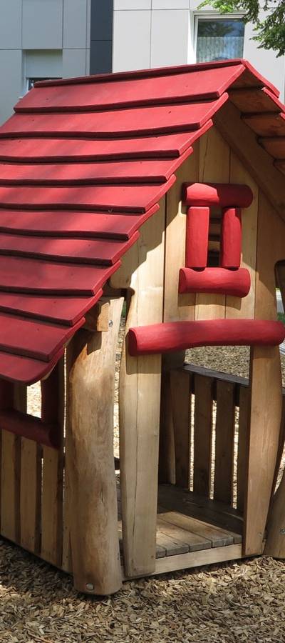 Spielhaus Marlene mit Boden