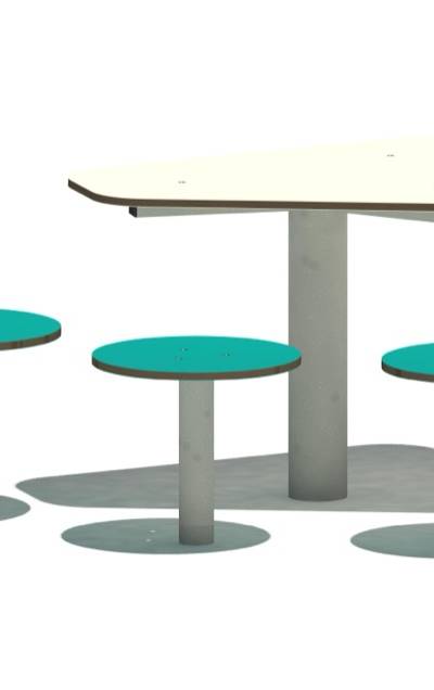 Tisch mit 3 Hocker 18158