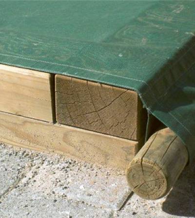 Sandkastenabdeckung mit Holzrugel