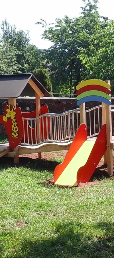 Minispielanlage Arche Noah mit Wellenbrücke