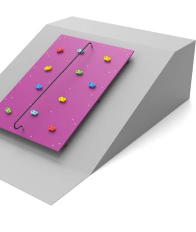 Kletterwand mit Hang