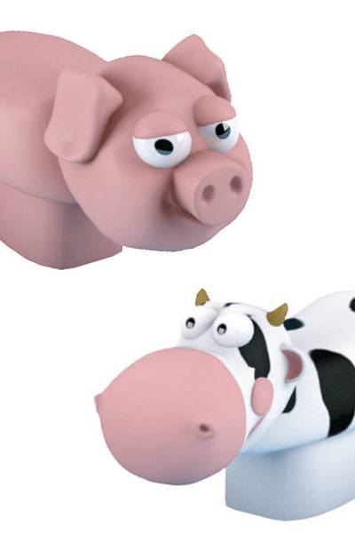 Hocker Kuh und Schwein